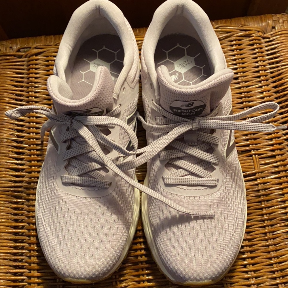 Lavender New Balance size 7 - Picture 5 of 6